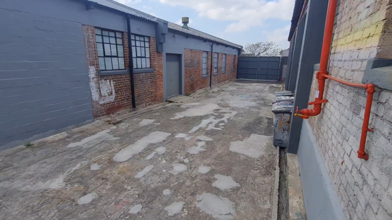 To Let commercial Property for Rent in Salt River Western Cape